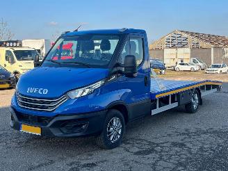 Tweedehands bestelwagen Iveco Daily Daily 35D18H 3.0 300 Automaat 2024/11
