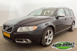 Unfallwagen Volvo V-70 2.0T R-Edition Clima Leder Stoelverwarming 2011/3