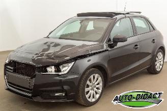 krockskadad bil auto Audi A1 1.6 TDI Airco Pano Ambition 2015/7