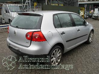 Volkswagen Golf Golf V (1K1) Hatchback 1.6 FSI 16V (BLP) [85kW]  (10-2003/07-2008) picture 3