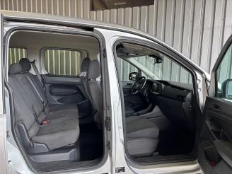 Volkswagen Caddy Life 2.0 TDI DSG Navigation / 5-Sitzer picture 10