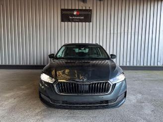 Skoda Octavia 2.0 TDI DSG Combi Style Head-Up picture 9