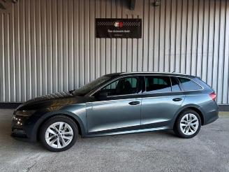 škoda osobní automobily Skoda Octavia 2.0 TDI DSG Combi Style Head-Up 2022/3