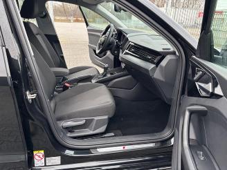 Audi A1 Sportback 30 TFSI S-line / Autom picture 11