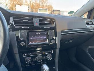 Volkswagen Golf VII Lim. 2.0 TDI Highline DSG / Panorama picture 16