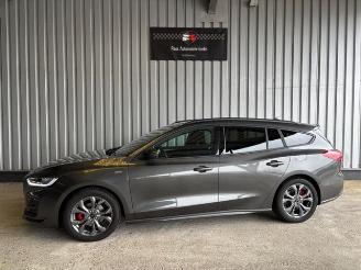 skadebil auto Ford Focus Turnier ST-Line Style 2022/10