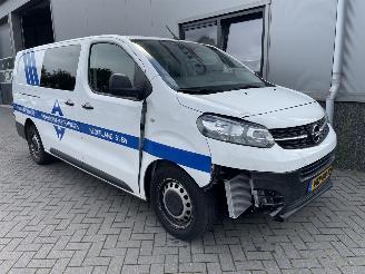 skadebil bedrijf Opel Vivaro 2.0 CDTI L3H1 DC Edition 2021/6