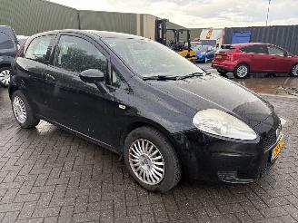 Fiat Grande Punto 1.4 16V Dynamic picture 2
