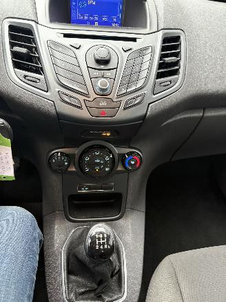 Ford Fiesta 1.0 5drs Style picture 23