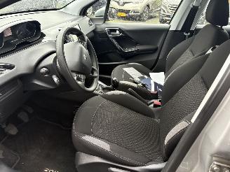 Peugeot 208 1.2 PureTech Blue Lion picture 25