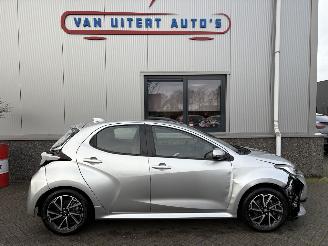 Toyota Yaris 1.5 Hybrid Dynamic picture 3