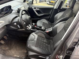 Peugeot 2008 1.2 PureTech Crossway picture 30