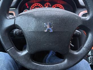 Peugeot 607 3.0 24V Executive Automaat picture 22