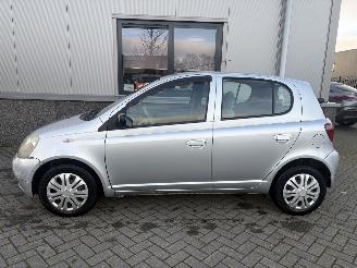 Toyota Yaris 1.3 16V VVT-i Sol Automaat picture 15