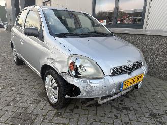 Toyota Yaris 1.3 16V VVT-i Sol Automaat picture 29
