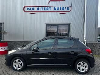 Peugeot 207 1.4 VTi Access picture 20