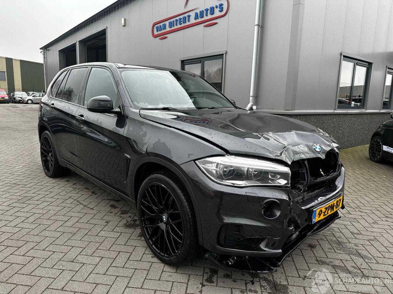 BMW X5 XDRIVE40D 313pk High Executive
