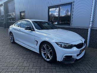 Voiture accidenté BMW 4-serie 420i High Executive 2017/8