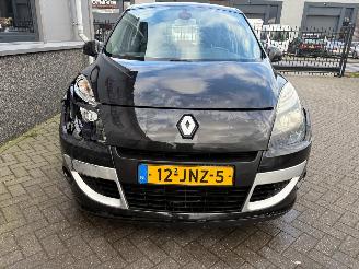 Schadeauto Renault Scenic 1.4 TCE Dynamique 2009/7