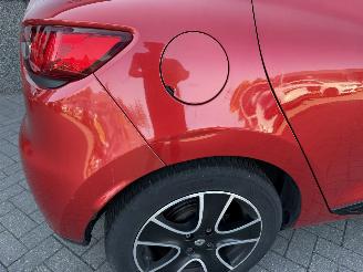 Renault Clio 0.9 TCe Expression picture 11