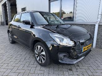 Vaurioauto  passenger cars Suzuki Swift 1.2 Stijl Automaat 2017/11