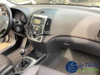 Hyundai I-30 i30 (FD), Hatchback, 2007 / 2011 1.6 CVVT 16V picture 16