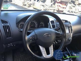 Kia Cee d Cee'd Sportswagon (JDC5), Combi, 2012 / 2018 1.4i CVVT 16V picture 14