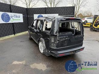 Land Rover Discovery Discovery IV (LAS), Terreinwagen, 2009 / 2018 3.0 SD V6 24V picture 3
