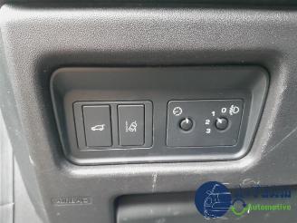 Land Rover Discovery Sport Discovery Sport (LC), Terreinwagen, 2014 2.0 TD4 150 16V picture 20