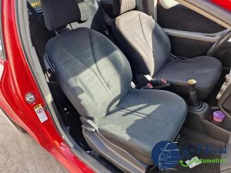 Toyota Yaris Yaris II (P9), Hatchback, 2005 / 2014 1.3 16V VVT-i picture 28