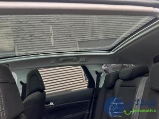 Peugeot 308 308 SW (L4/L9/LC/LJ/LR), Combi 5-drs, 2014 / 2021 1.2 12V e-THP PureTech 130 picture 26