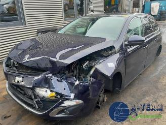 Peugeot 308 308 SW (L4/L9/LC/LJ/LR), Combi 5-drs, 2014 / 2021 1.2 12V e-THP PureTech 130 picture 11