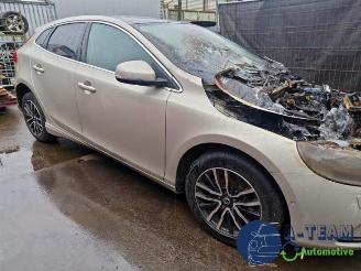 Volvo V-40 V40 (MV), Hatchback 5-drs, 2012 / 2019 1.5 T2 16V Geartronic picture 11