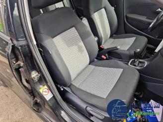 Volkswagen Polo Polo V (6R), Hatchback, 2009 / 2017 1.2 TDI 12V BlueMotion picture 26