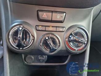 Peugeot 208 208 I (CA/CC/CK/CL), Hatchback, 2012 / 2019 1.2 Vti 12V PureTech 82 picture 23