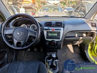 Kia Picanto Picanto (BA), Hatchback, 2004 / 2011 1.0 12V picture 31