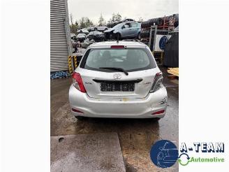 Auto da rottamare Toyota Yaris Yaris III (P13), Hatchback, 2010 / 2020 1.0 12V VVT-i 2012/9