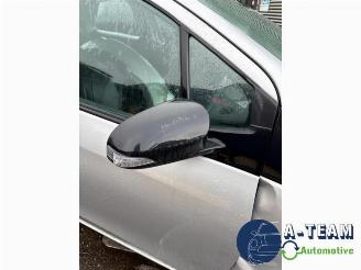 Toyota Yaris Yaris III (P13), Hatchback, 2010 / 2020 1.0 12V VVT-i picture 9