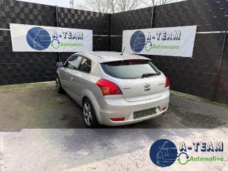 Démontage voiture Kia Pro cee d Pro cee'd (EDB3), Hatchback 3-drs, 2008 / 2012 1.4 CVVT 16V 2010/1