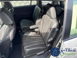 Mazda 5  picture 28