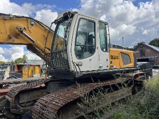 Liebherr  924 picture 2