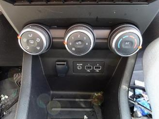 Renault Clio Clio V (RJAB), Hatchback 5-drs, 2019 1.0 TCe 90 12V picture 14