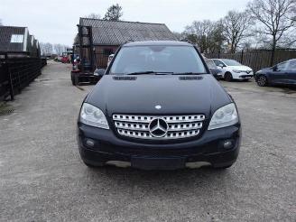 Sloopauto Mercedes ML ML II (164/4JG), SUV, 2005 / 2011 3.0 ML-320 CDI 4-Matic V6 24V 2007/8