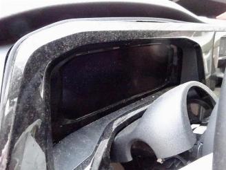 Volkswagen Multivan  picture 10