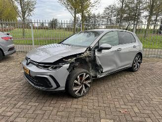 Volkswagen Golf 1.5 eTSI R-Line Business picture 3