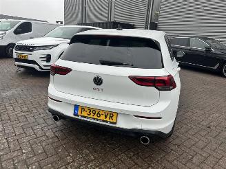 Volkswagen Golf 2.0 TSI GTI picture 8