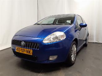 Unfallwagen Fiat Punto Grande Punto (199) Hatchback 1.4 (350.A.1000) [57kW]  (06-2005/10-2012=
) 2006/3