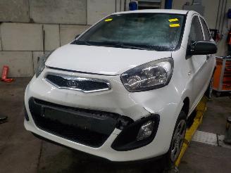 Salvage car Kia Picanto Picanto (TA) Hatchback 1.0 12V (G3LA) [51kW]  (05-2011/06-2017) 2012
