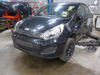 Vrakbiler auto Kia Rio Rio III (UB) Hatchback 1.2 CVVT 16V (G4LA5) [63kW]  (09-2011/12-2017) 2014/3