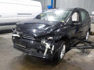 Autoverwertung Volkswagen Touran Touran (5T1) MPV 1.4 TSI (CZDA) [110kW]  (05-2015/12-2021) 2015